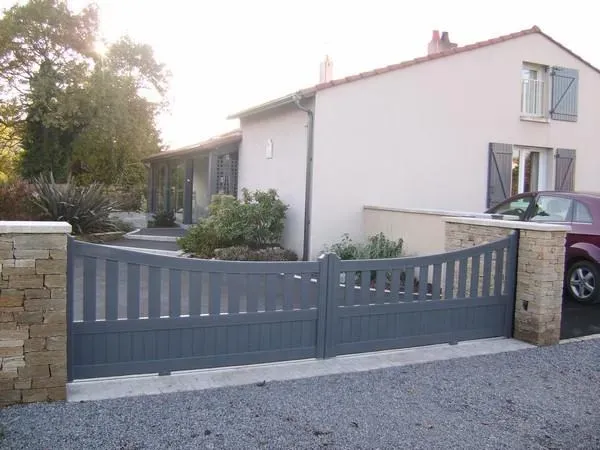 portails et clotures (4)